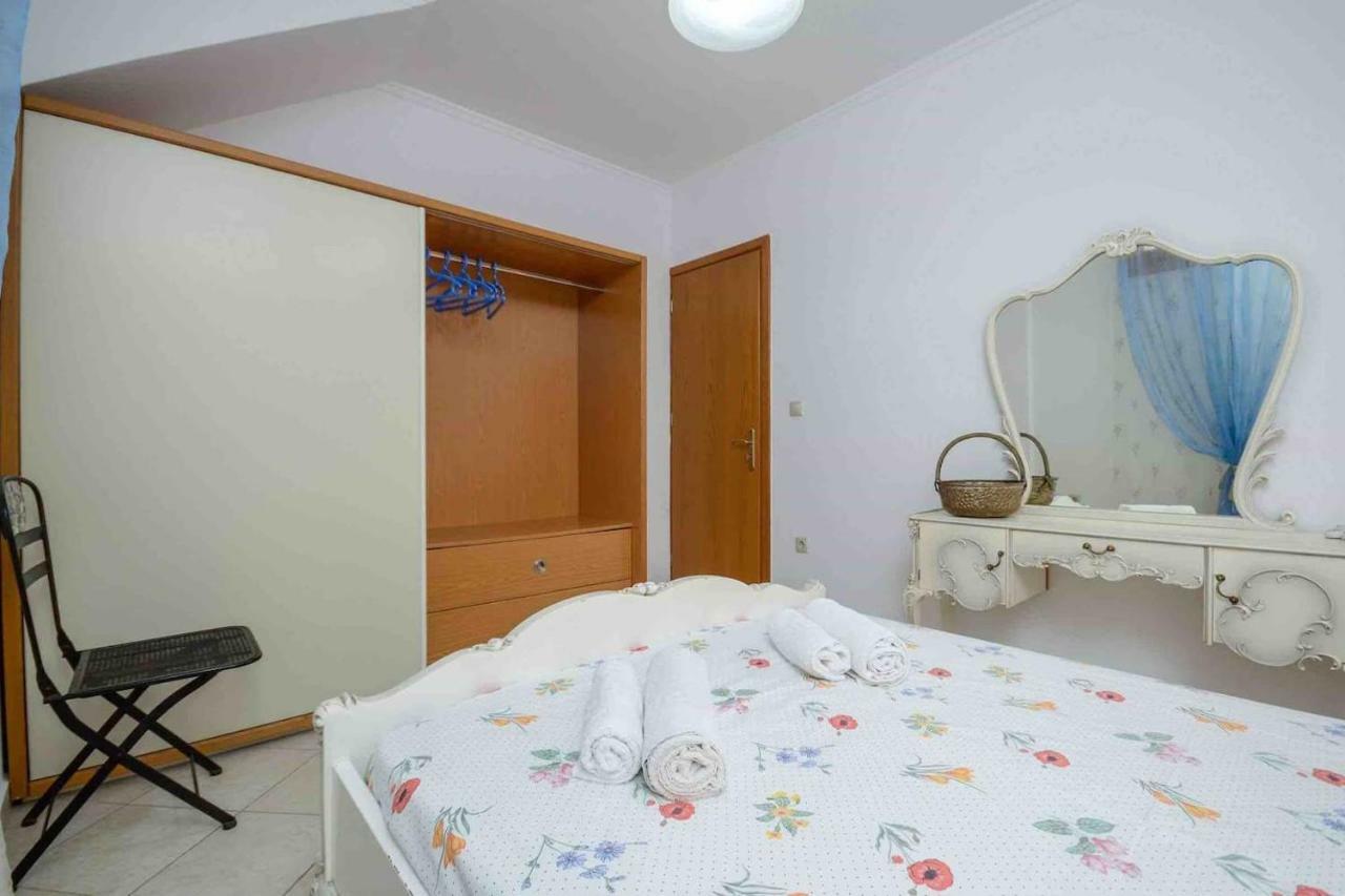 Independent AGAPITOS APART , 2BDRM, private patio Naxos City Extérieur photo